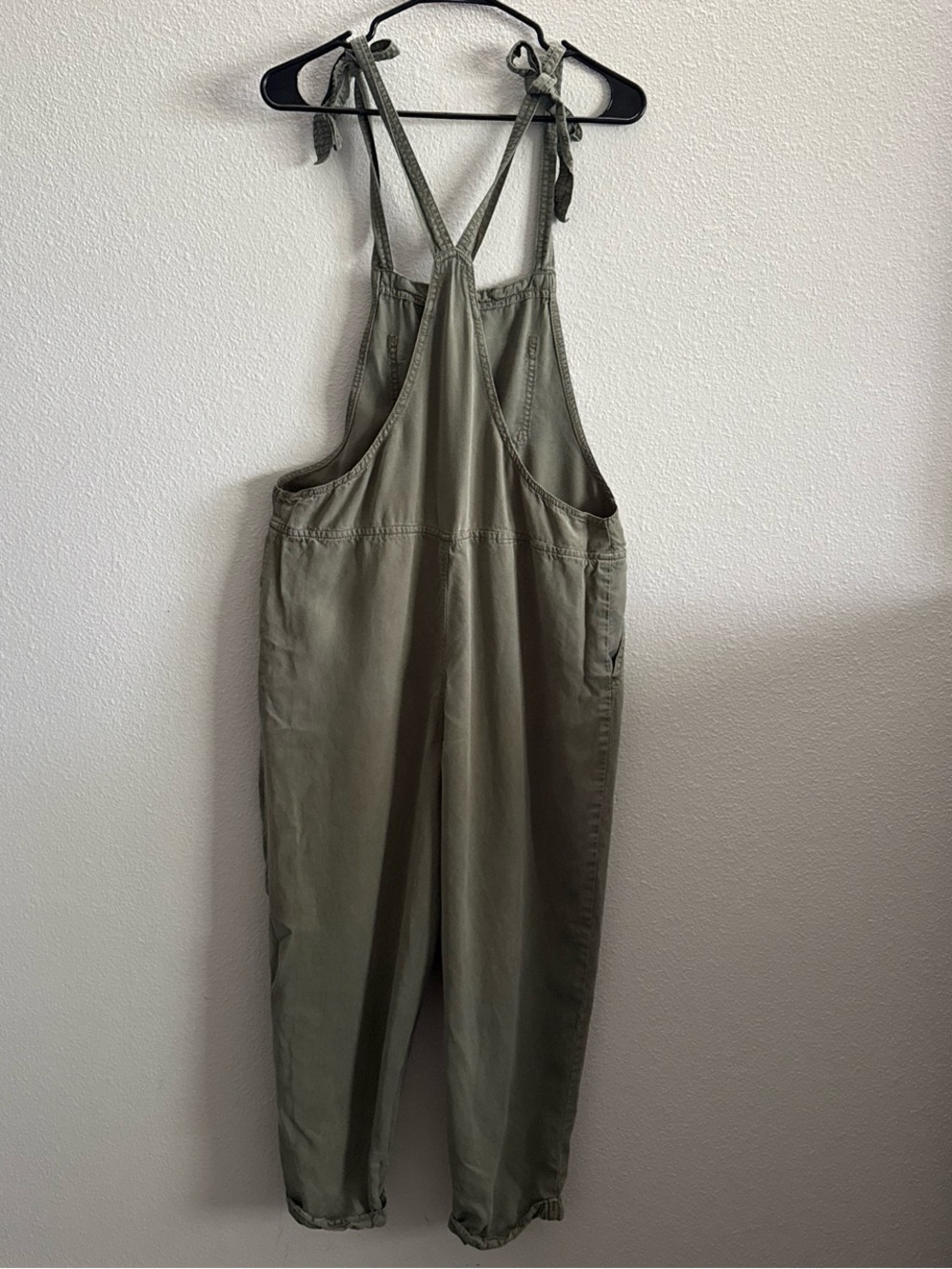 Aerie Olive Green Tie Strap Lyocell Overalls Jumpsuit Boho Utility Romper Sz M - Picture 2 of 8